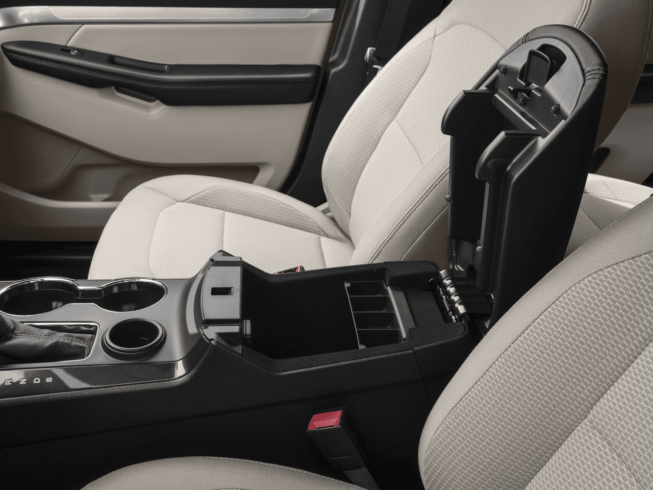 2016 Ford Explorer 4WD 4dr XLT - Interior Center Storage Console