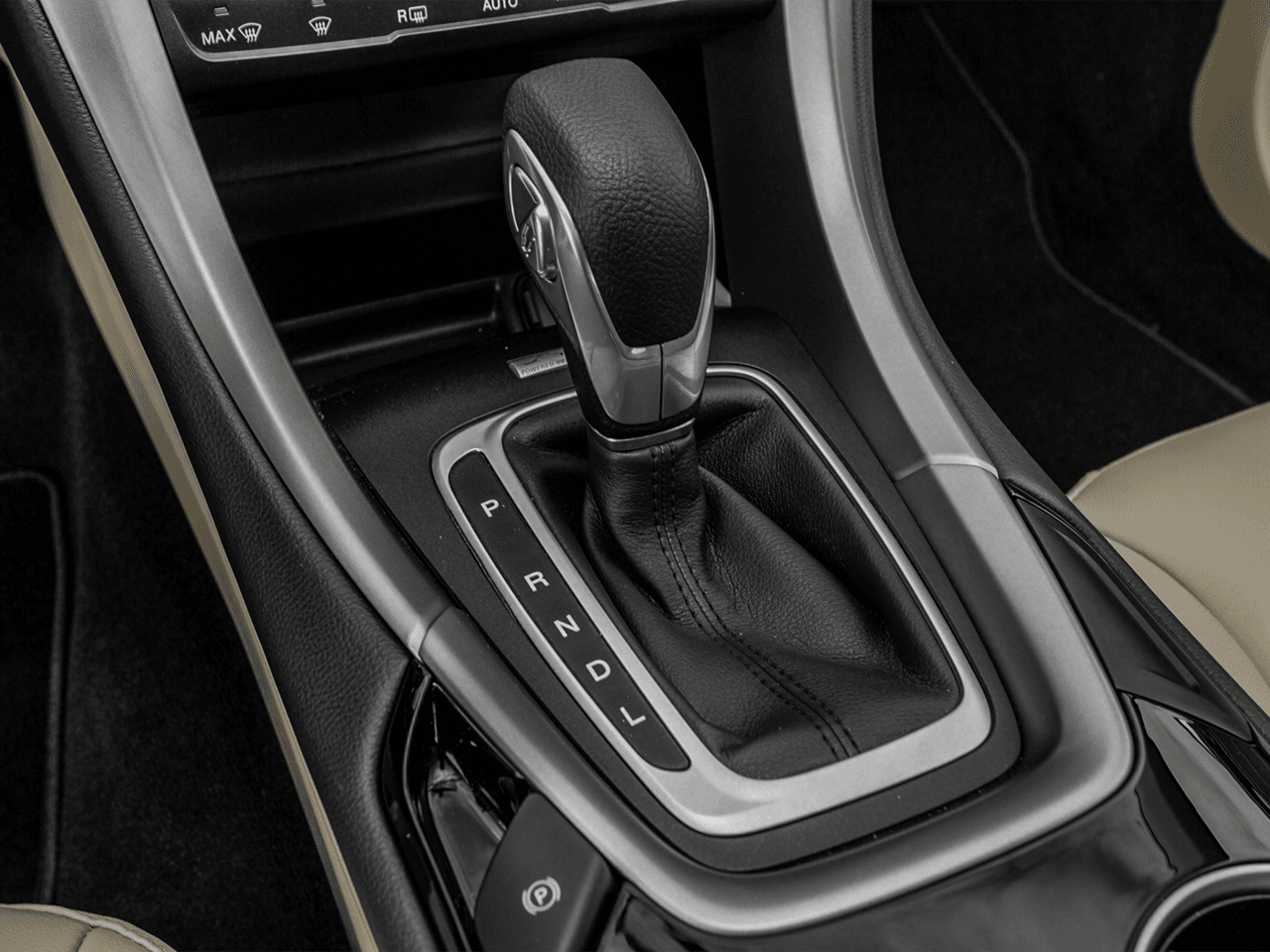 2016 Ford Fusion 4dr Sdn SE Hybrid FWD - Interior Gear Shift Feature