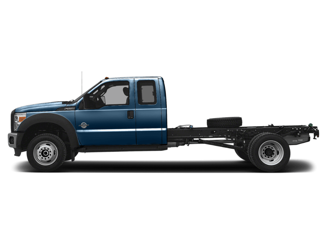 2016 Ford Super Duty F-450 DRW 2WD SuperCab 186" WB 84" CA XLT - Profile, facing to the left