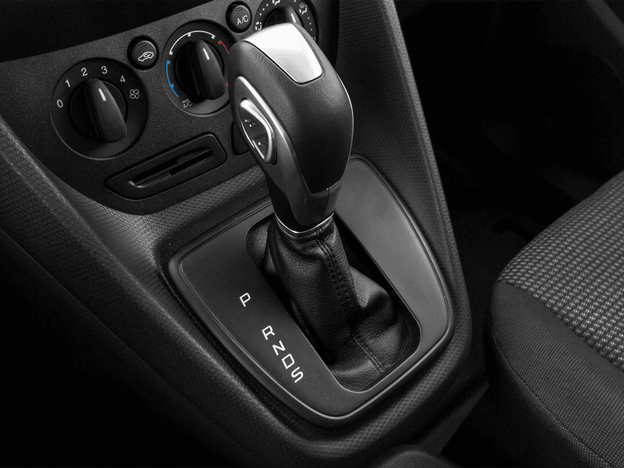 2016 Ford Transit Connect Wagon 4dr Wgn LWB XL - Interior Gear Shift Feature