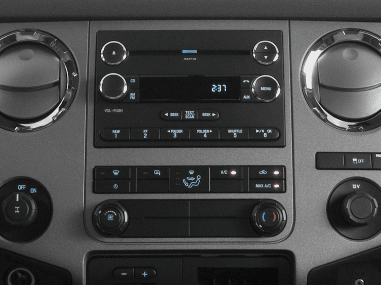 2016 Ford Super Duty F-350 DRW 4WD SuperCab 158" Lariat - Interior Stereo System