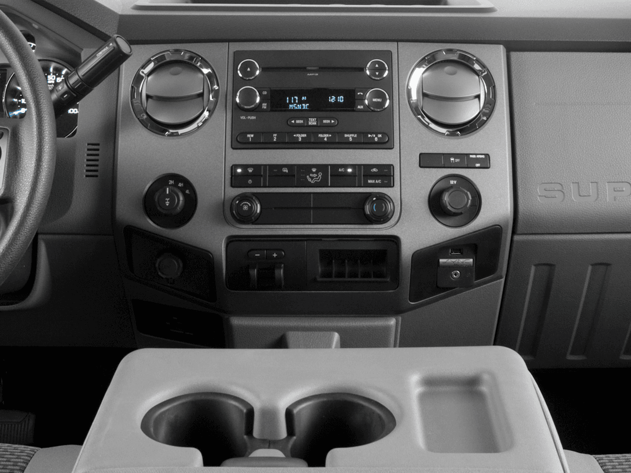 2016 Ford Super Duty F-250 SRW 4WD SuperCab 142" XLT - Interior Gear Shift Feature