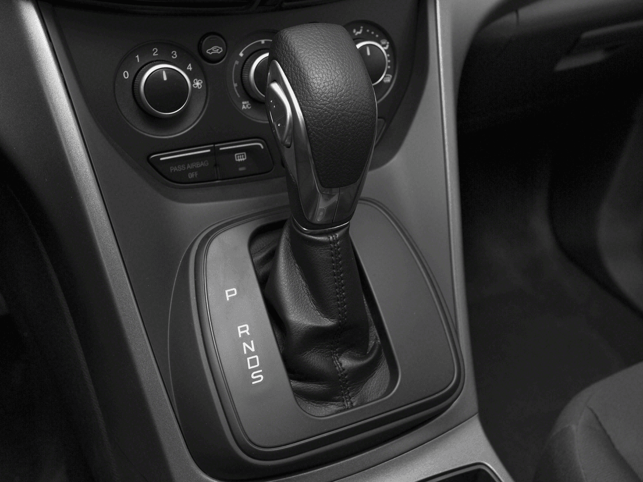 2016 Ford Escape FWD 4dr SE - Interior Gear Shift Feature