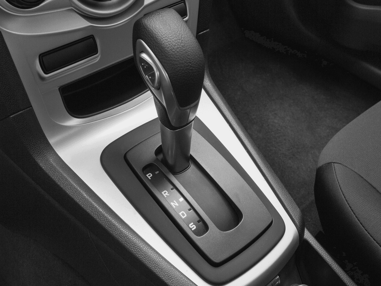 2016 Ford Fiesta 4dr Sdn SE - Interior Gear Shift Feature