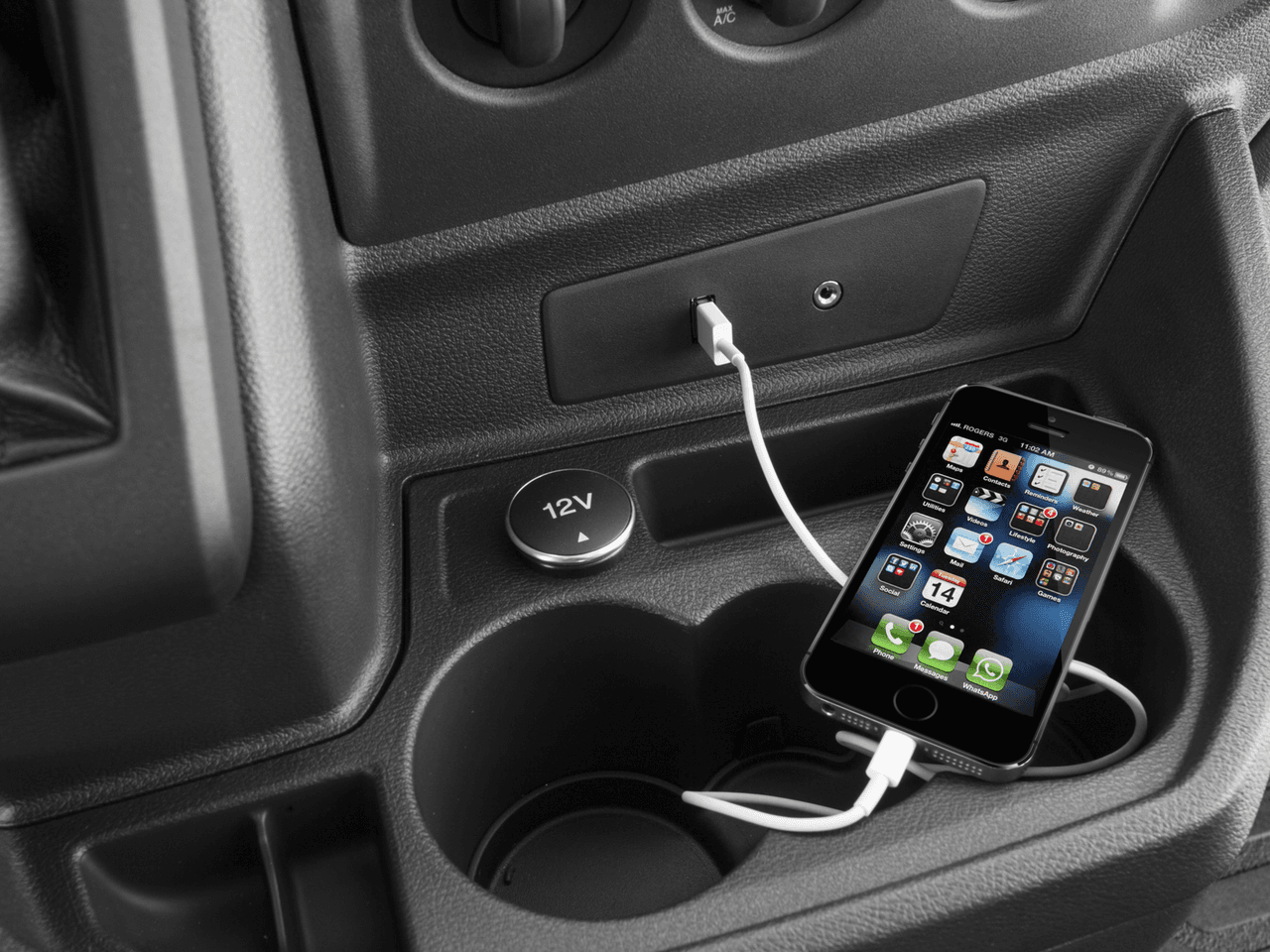 2016 Ford Transit Cargo Van T-350 148" Med Rf 9500 GVWR Sliding RH Dr - Interior iPod/MP3 Dock with Player