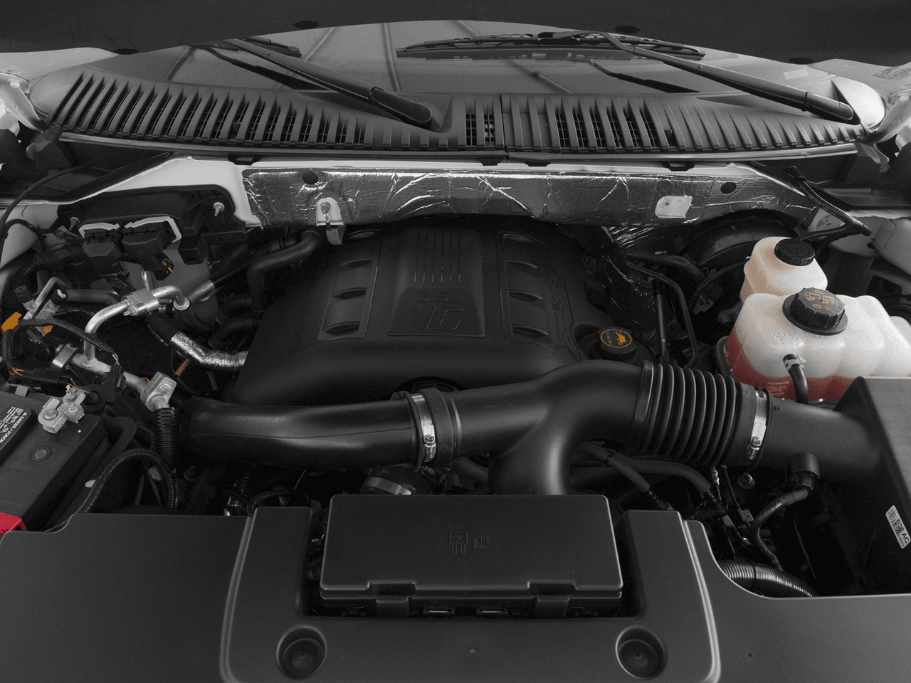 2016 Ford Expedition EL 2WD 4dr XLT - Interior Engine Shot Feature