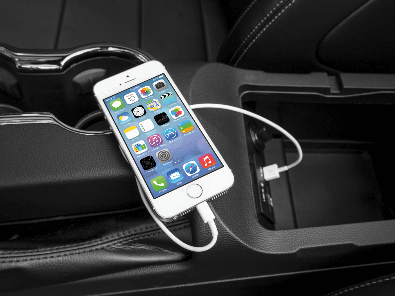 2016 Ford Mustang 2dr Conv GT Premium - Interior iPod/MP3 Dock with Player