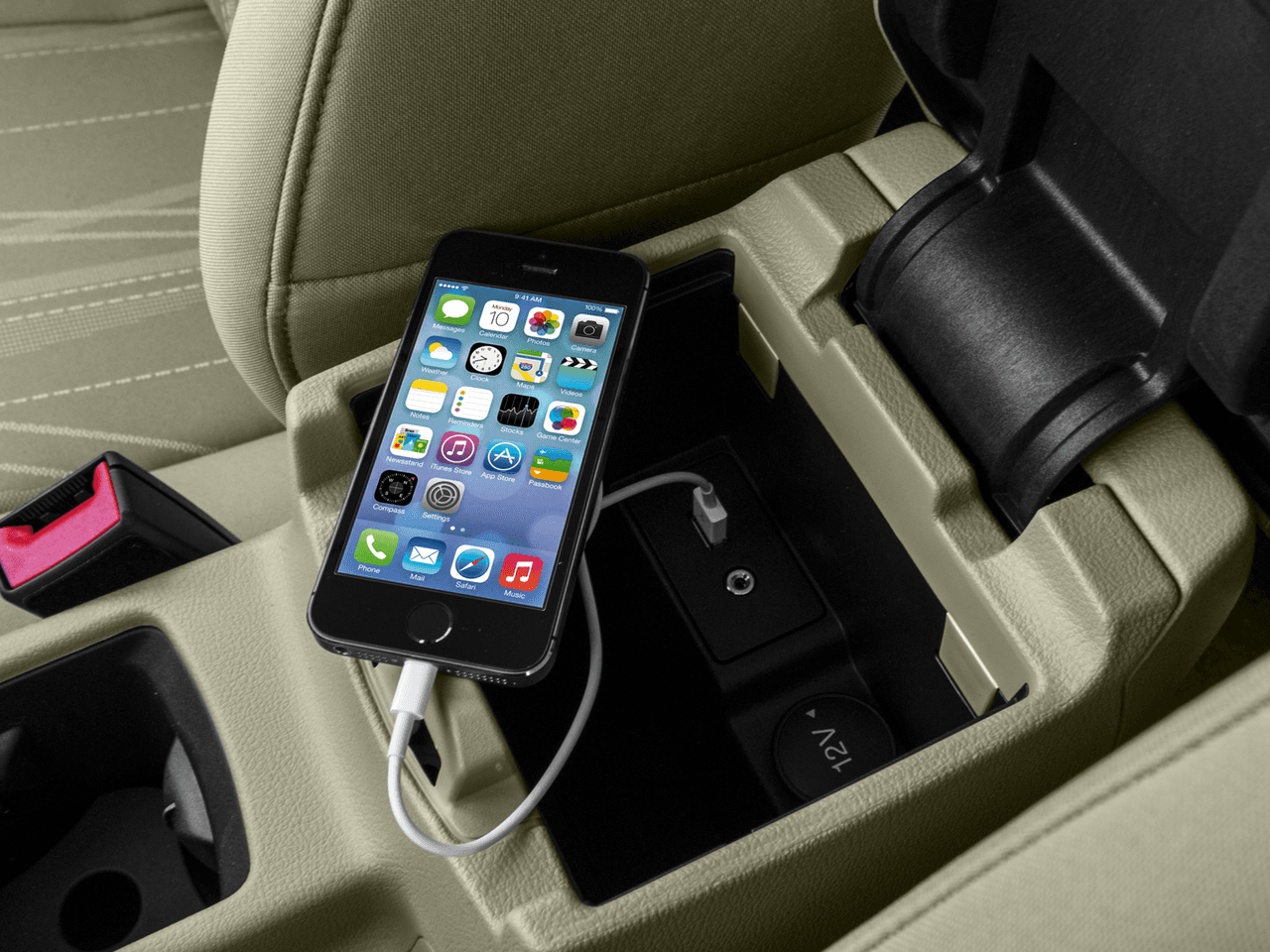 2016 Ford Focus 4dr Sdn S - Interior iPod/MP3 Dock with Player