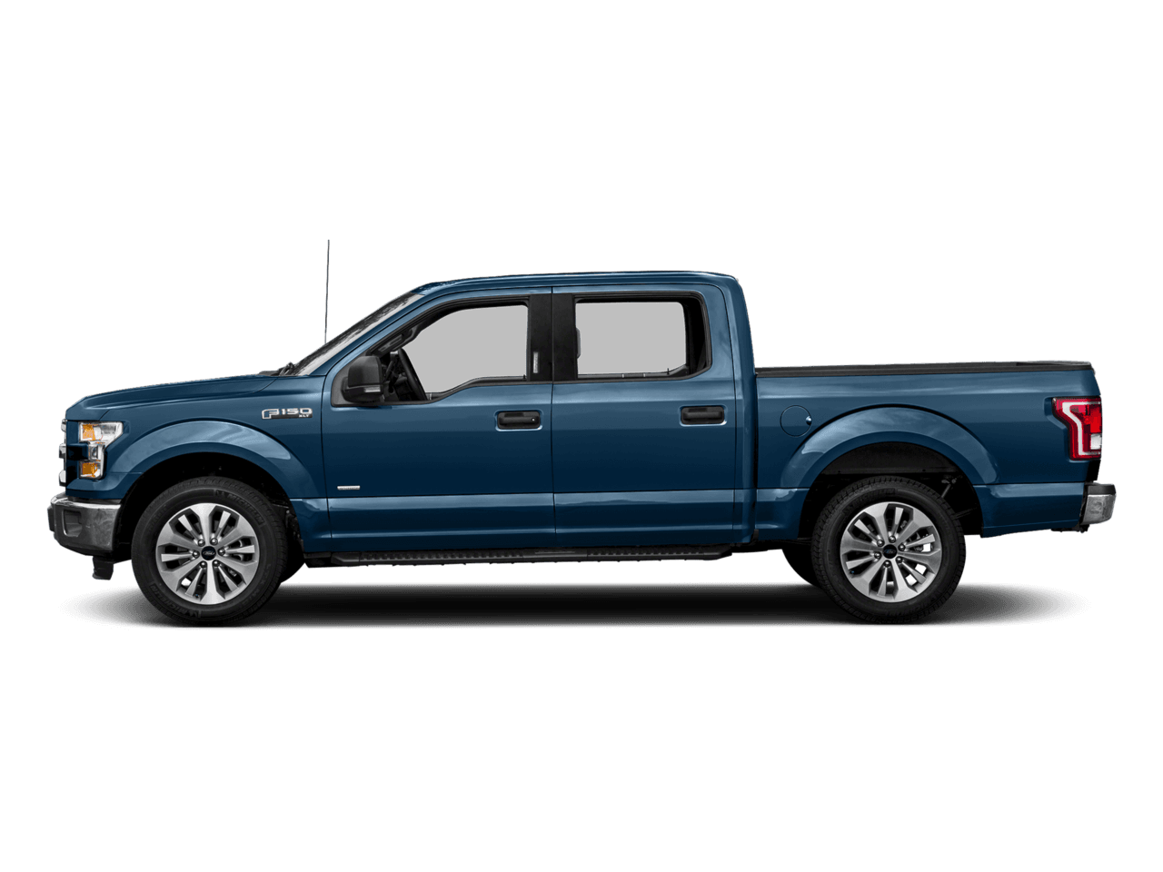 2016 Ford F-150 4WD SuperCrew 145" XLT - Profile, facing to the left