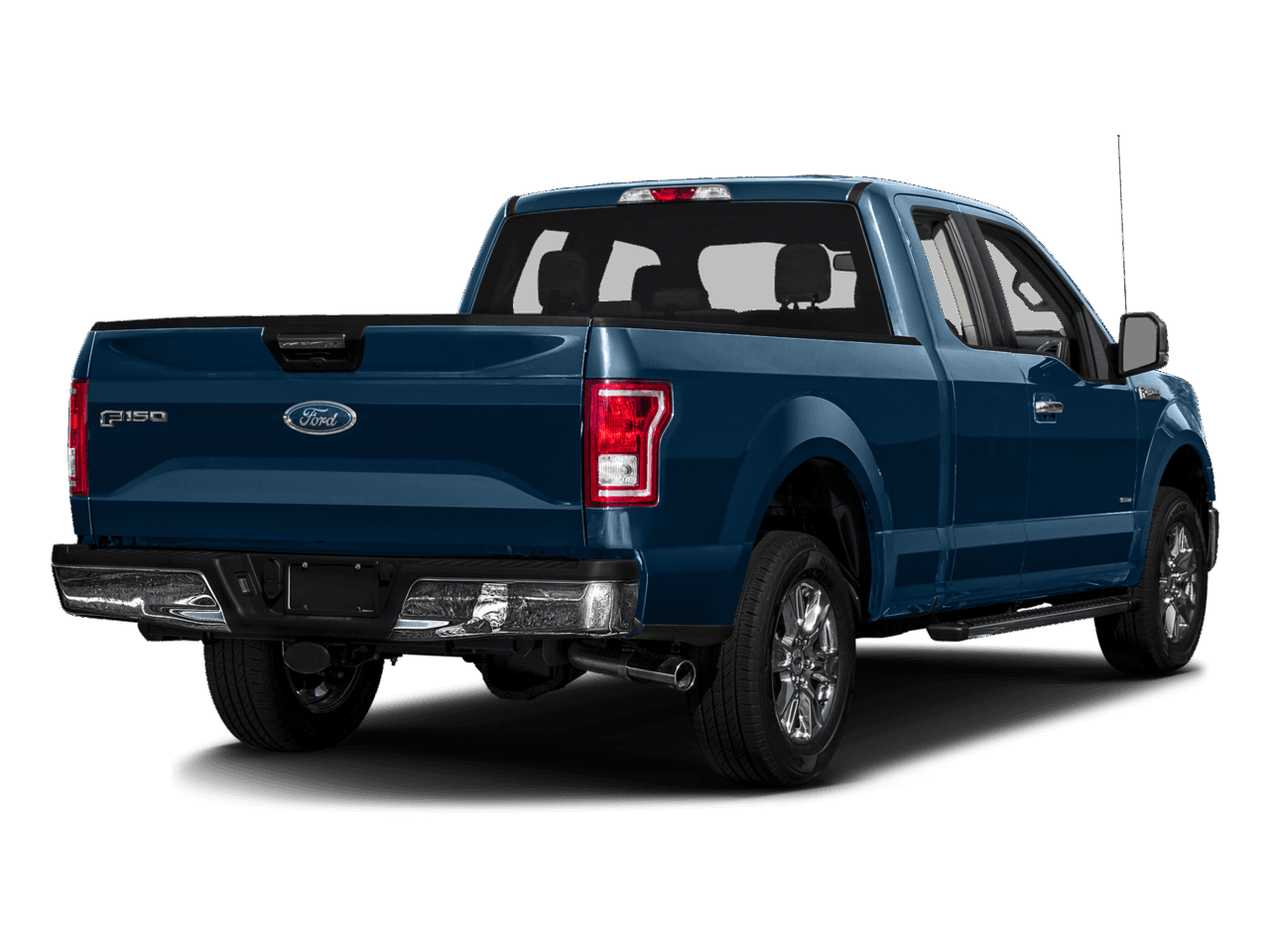 2016 Ford F-150 4WD SuperCab 163" XLT - Rear 3/4, facing to the right