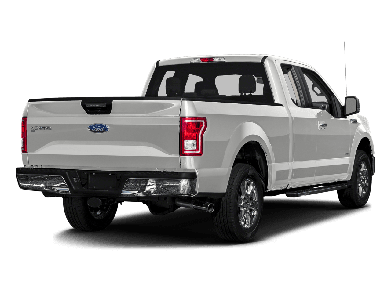 2016 Ford F-150 4WD SuperCab 163" XLT - Rear 3/4, facing to the right