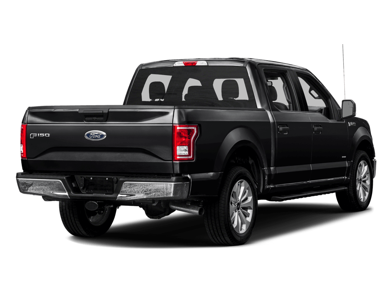 2016 Ford F-150 2WD SuperCrew 157" XLT - Rear 3/4, facing to the right