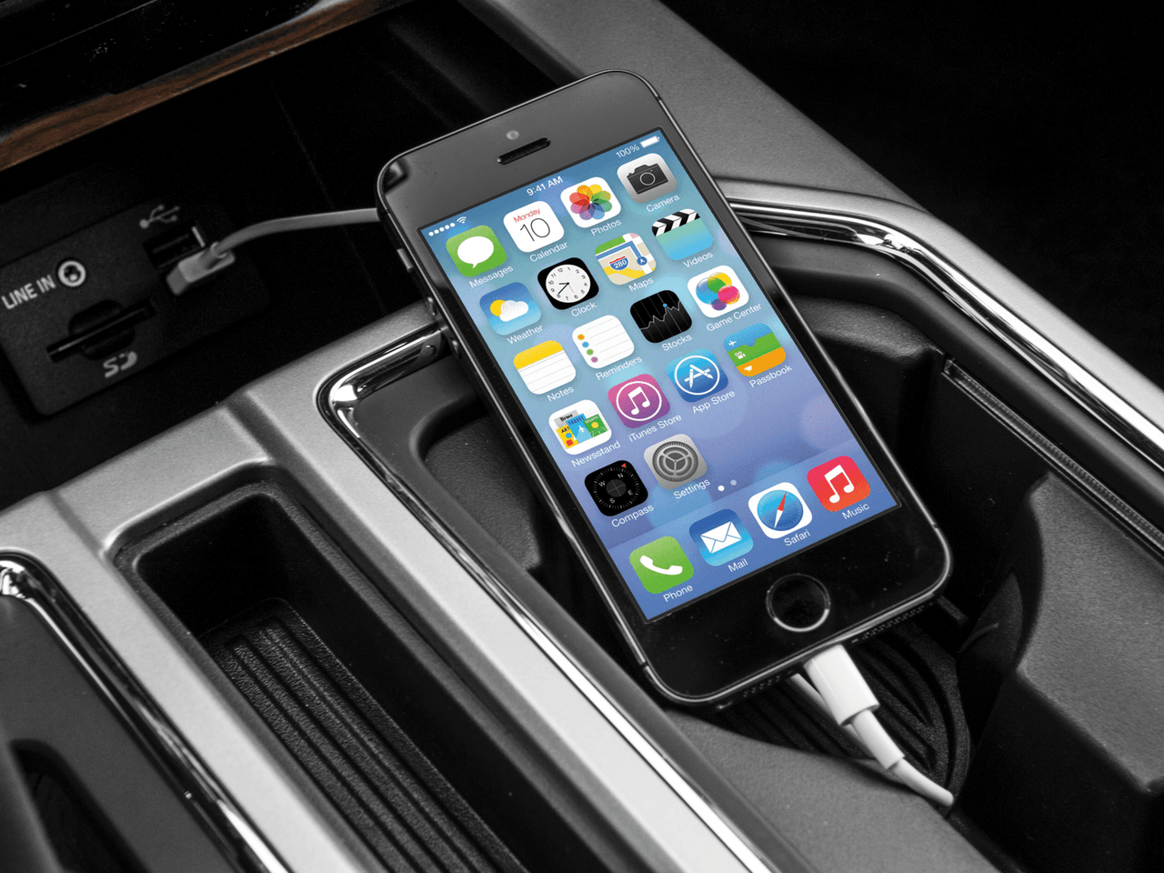 2016 Ford F-150 2WD SuperCab 163" Lariat - Interior iPod/MP3 Dock with Player