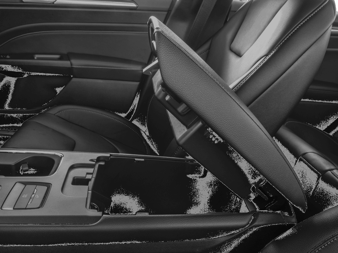 2017 Ford Fusion Hybrid Titanium FWD - Interior Center Storage Console