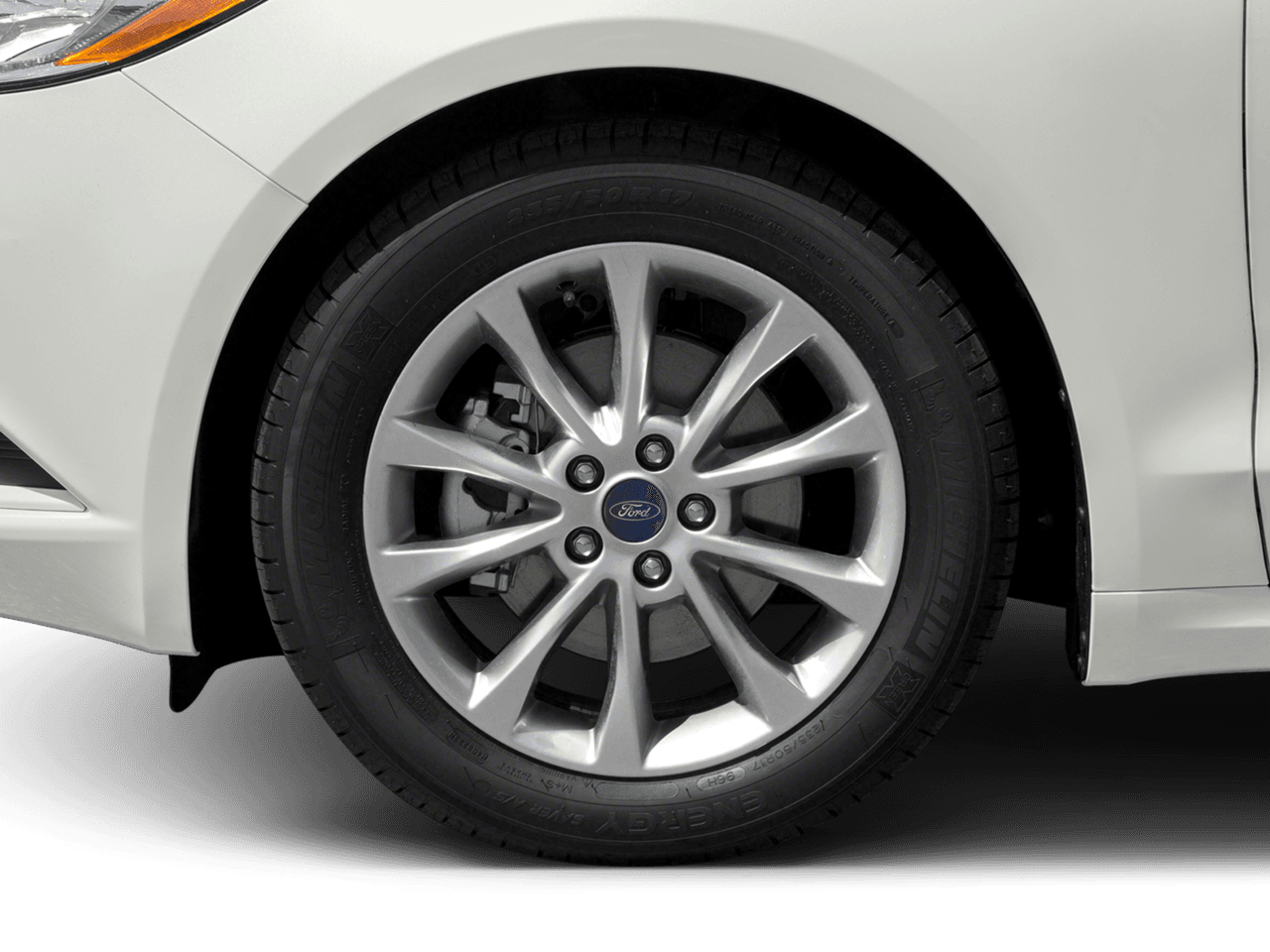 2017 Ford Fusion SE FWD - Interior Wheel