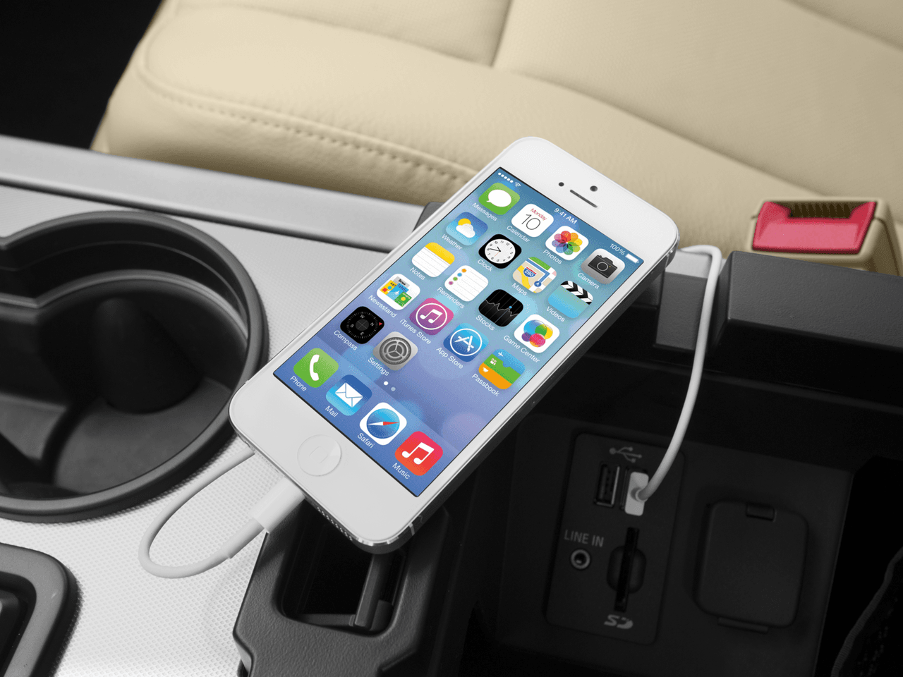 2017 Ford Expedition XLT 4x4 - Interior iPod/MP3 Dock with Player