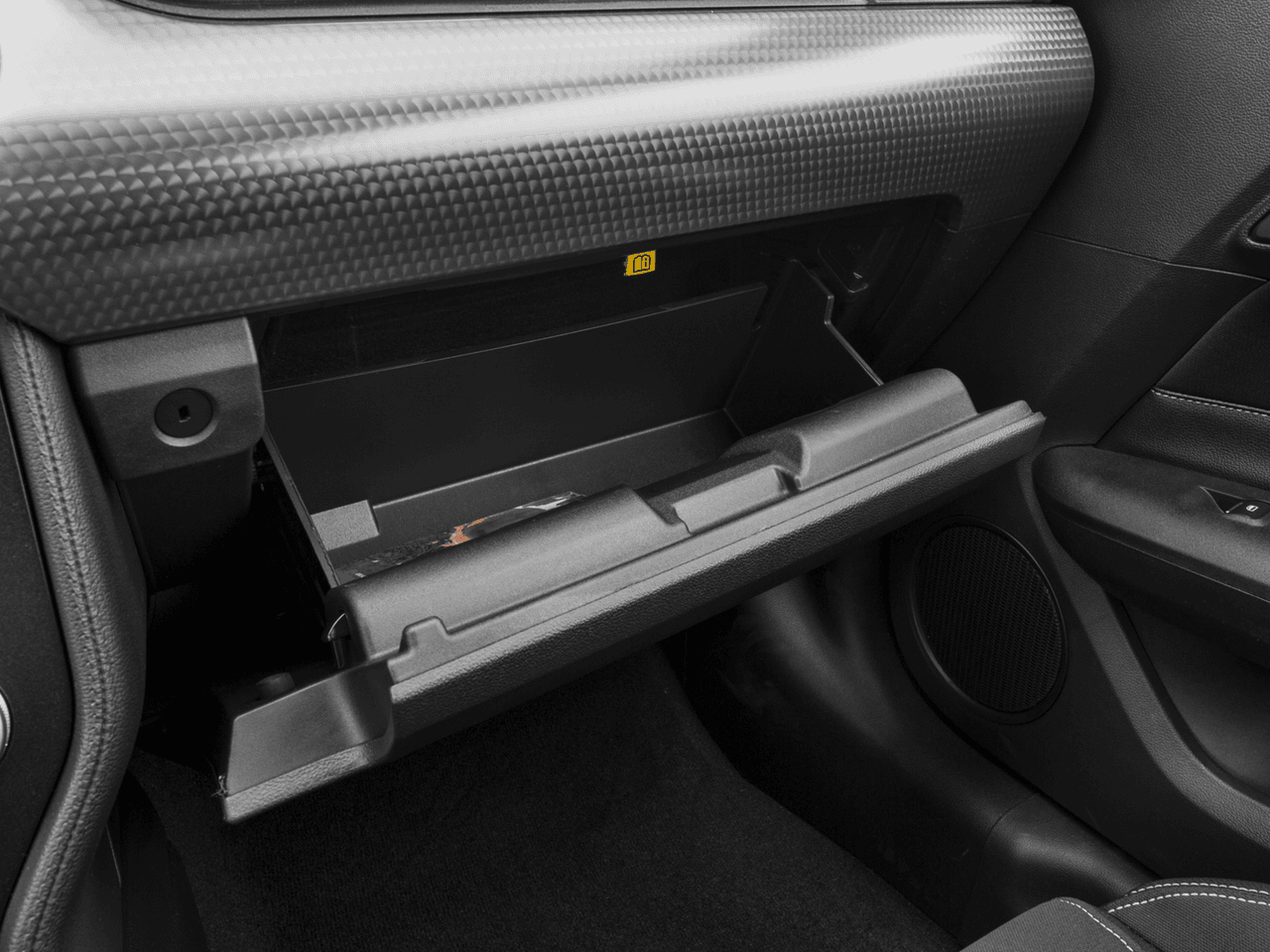 2017 Ford Mustang GT Premium Fastback - Interior Glove Box