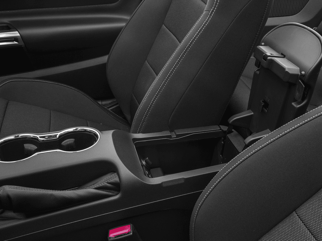 2017 Ford Mustang EcoBoost Premium Convertible - Interior Center Storage Console
