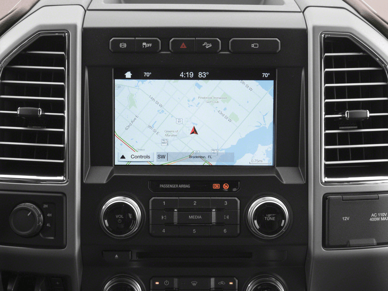 2017 Ford Super Duty F-350 DRW King Ranch 2WD Crew Cab 8' Box - Interior Navigation System