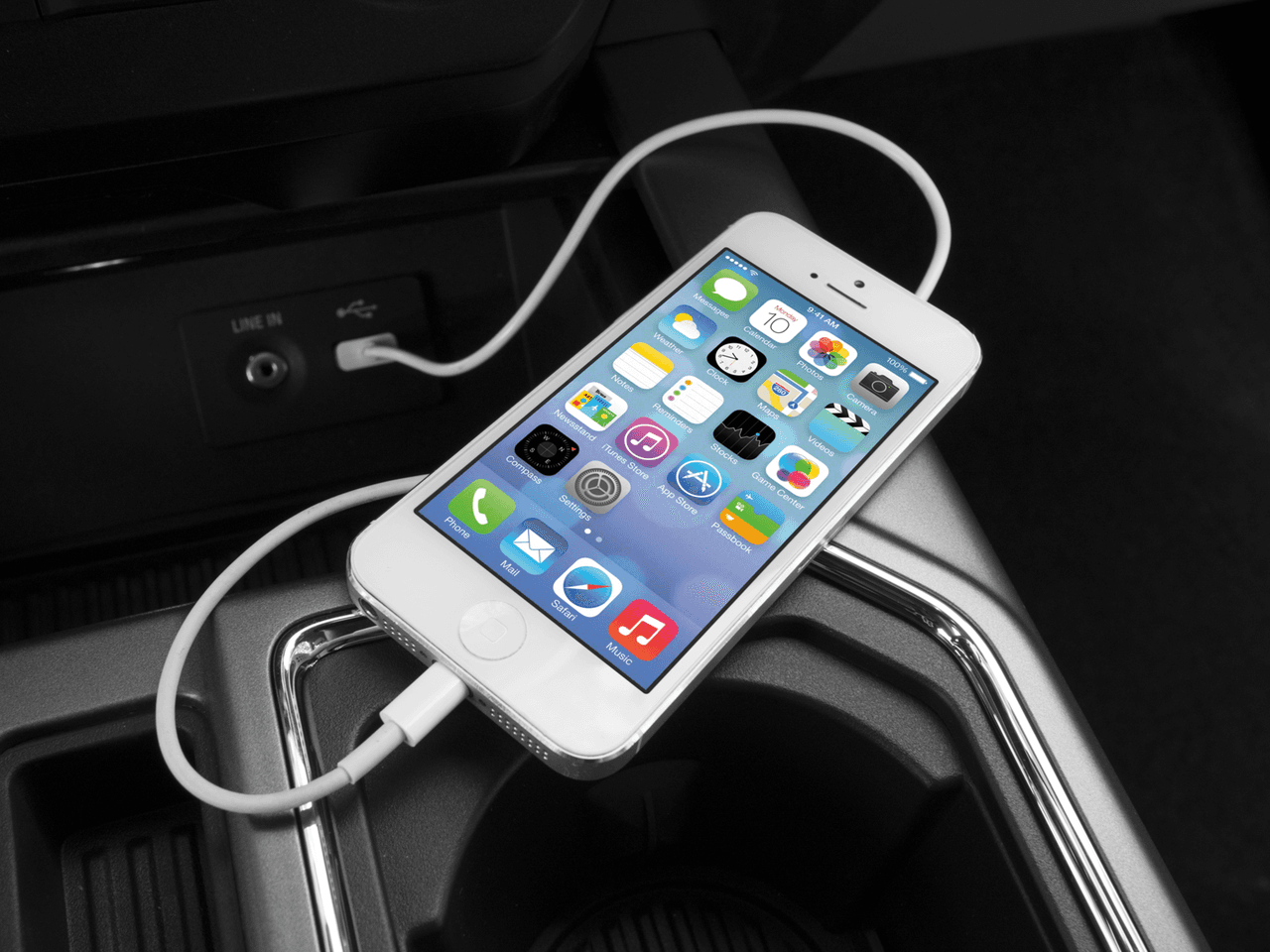 2017 Ford F-150 XLT 2WD SuperCrew 6.5' Box - Interior iPod/MP3 Dock with Player