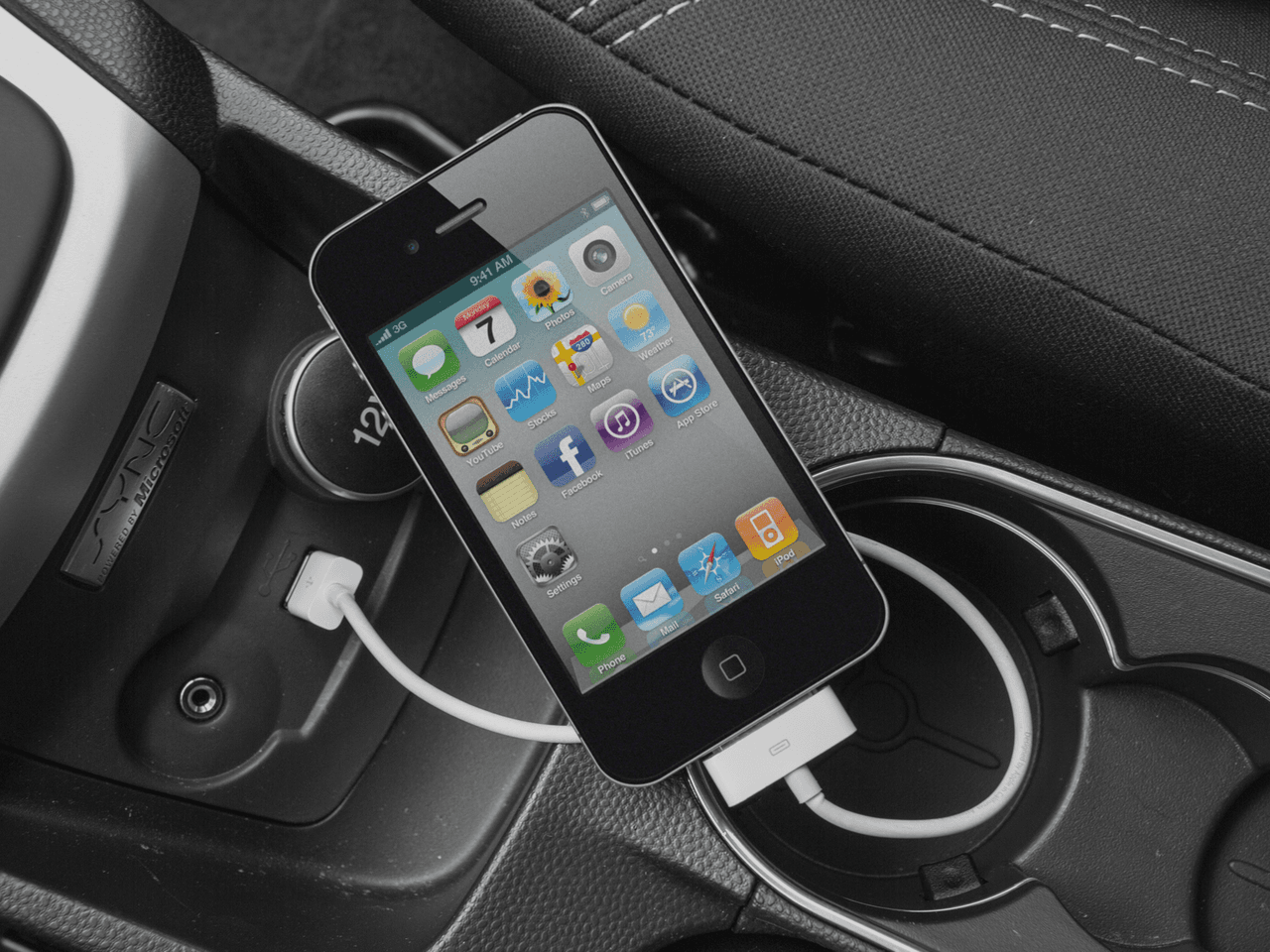 2017 Ford Fiesta S Sedan - Interior iPod/MP3 Dock with Player