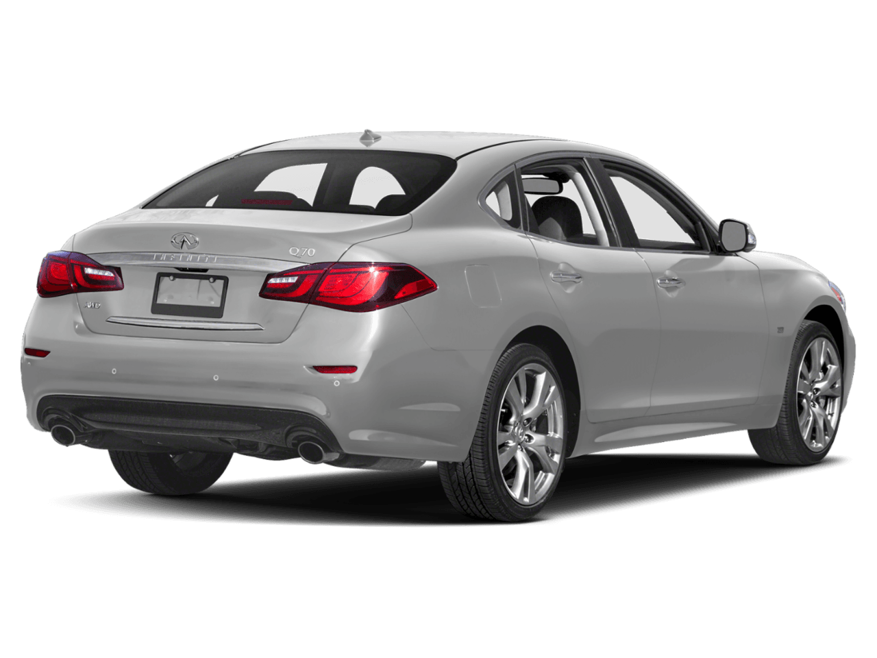 2018 INFINITI Q70 5.6 LUXE - Rear 3/4, facing to the right