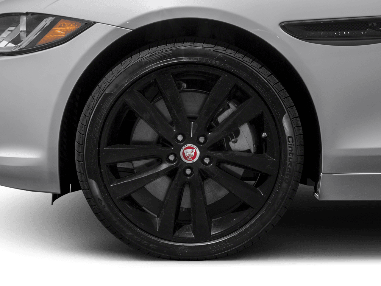 2018 Jaguar XE 35t Premium - Interior Wheel