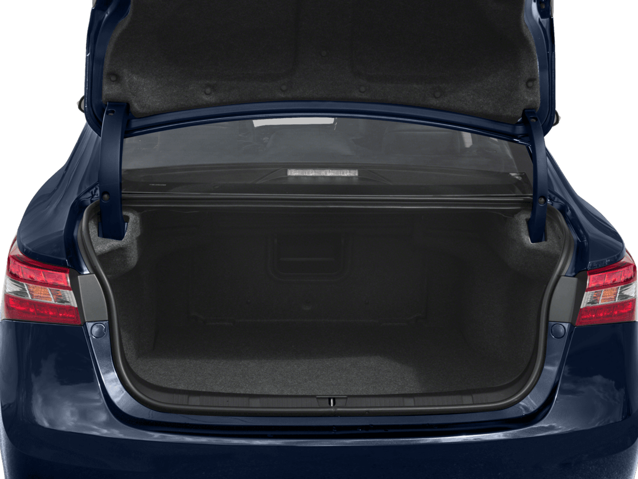 2018 Toyota Avalon XLE Premium - Interior Trunk with Hatch Open Feature