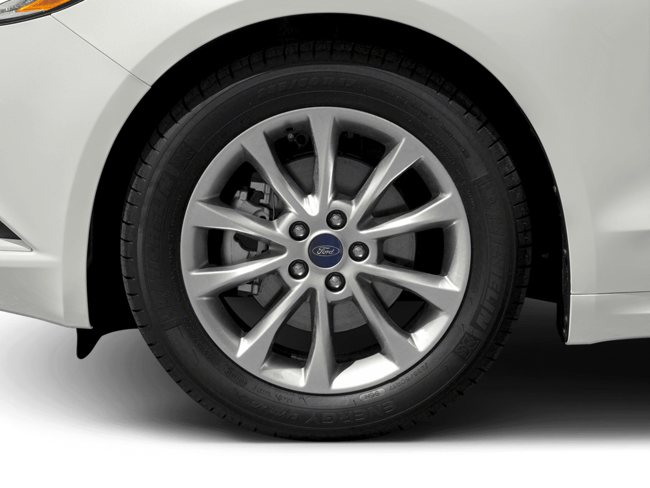 2018 Ford Fusion SE FWD - Interior Wheel