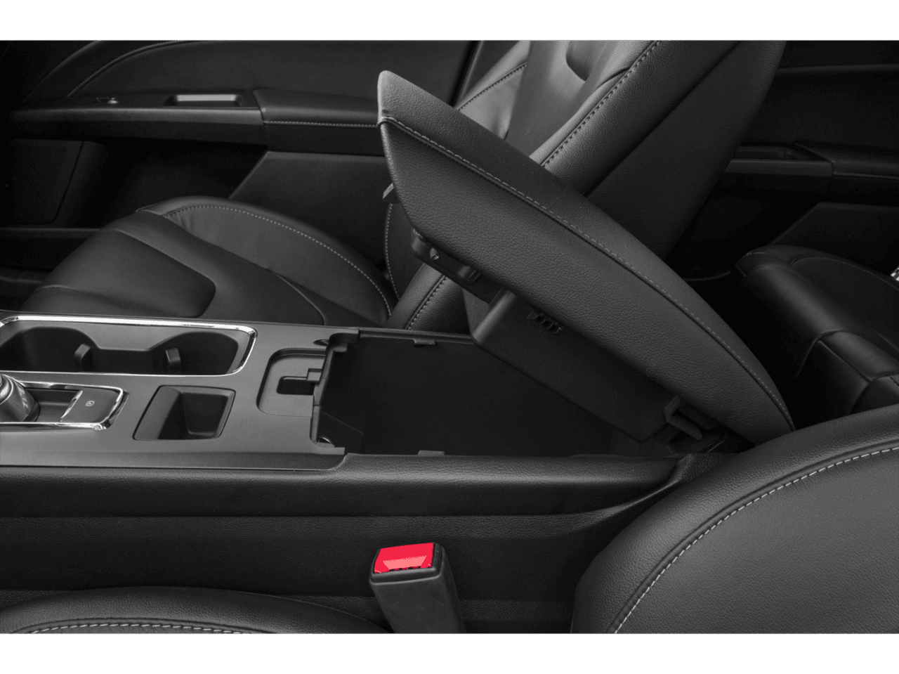 2018 Ford Fusion Titanium FWD - Interior Center Storage Console