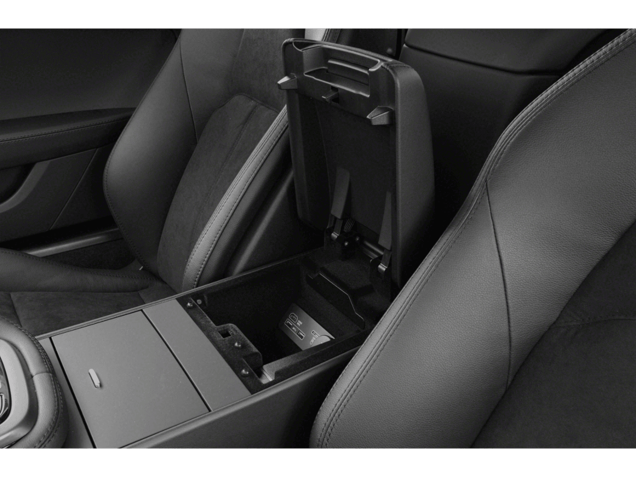 2018 Jaguar F-TYPE 340HP - Interior Center Storage Console