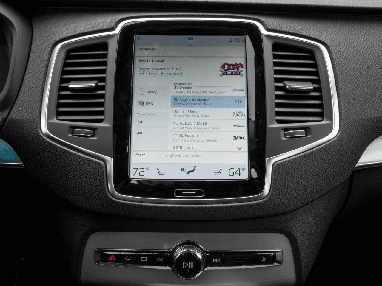 2018 Volvo XC90 Momentum - Interior Stereo System