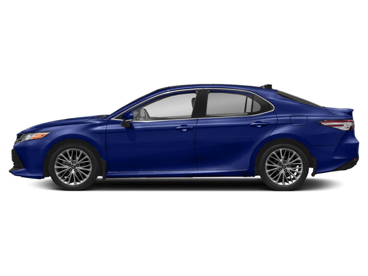 2018 Toyota Camry XLE V6 - Profile, facing to the left