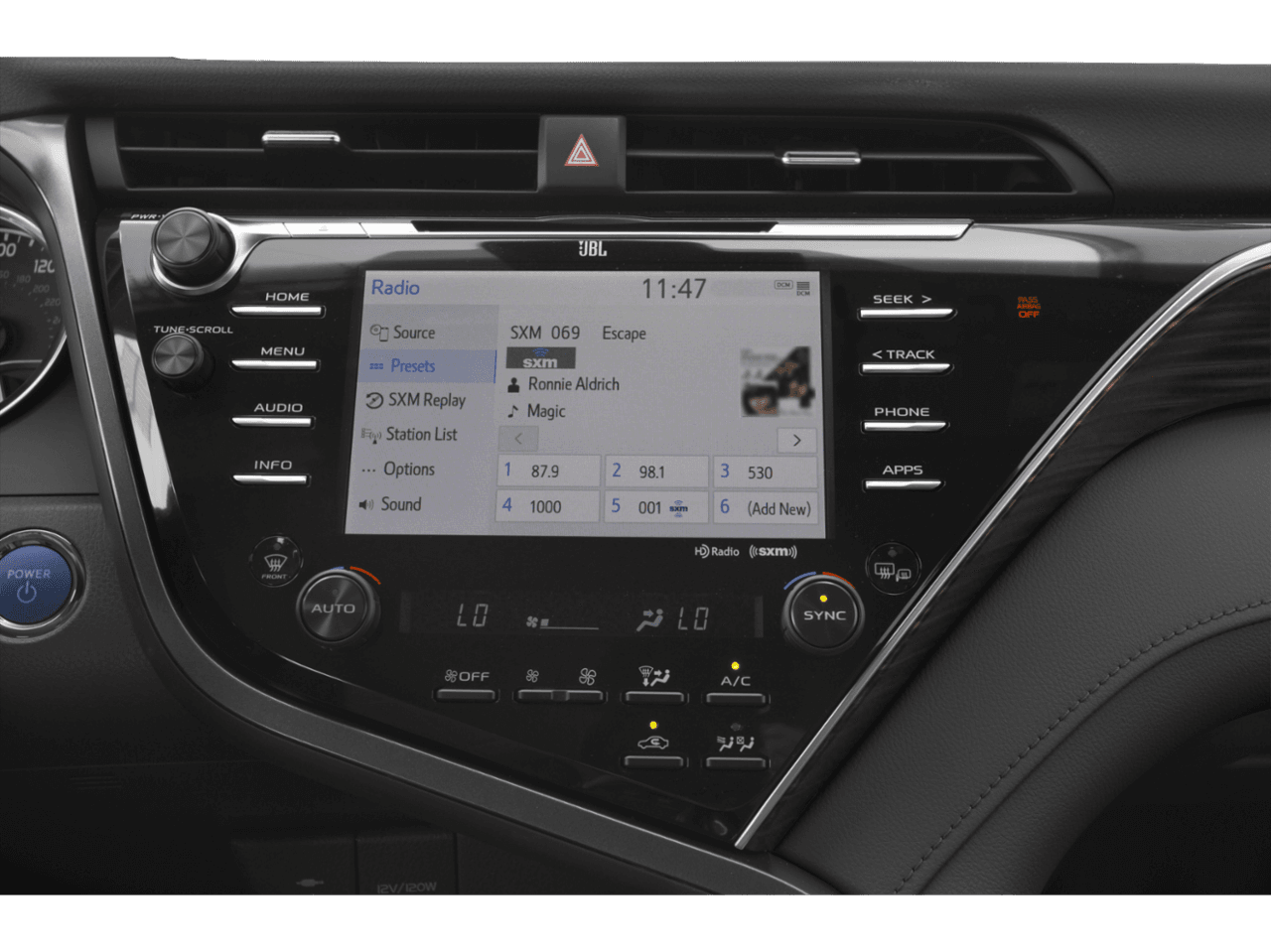 2018 Toyota Camry Hybrid XLE - Interior Stereo System
