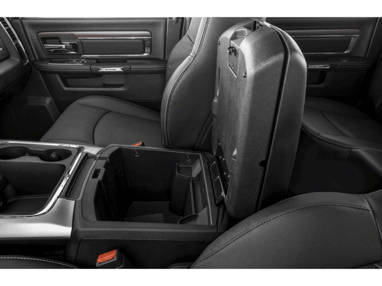 2018 Ram 1500 Laramie - Interior Center Storage Console