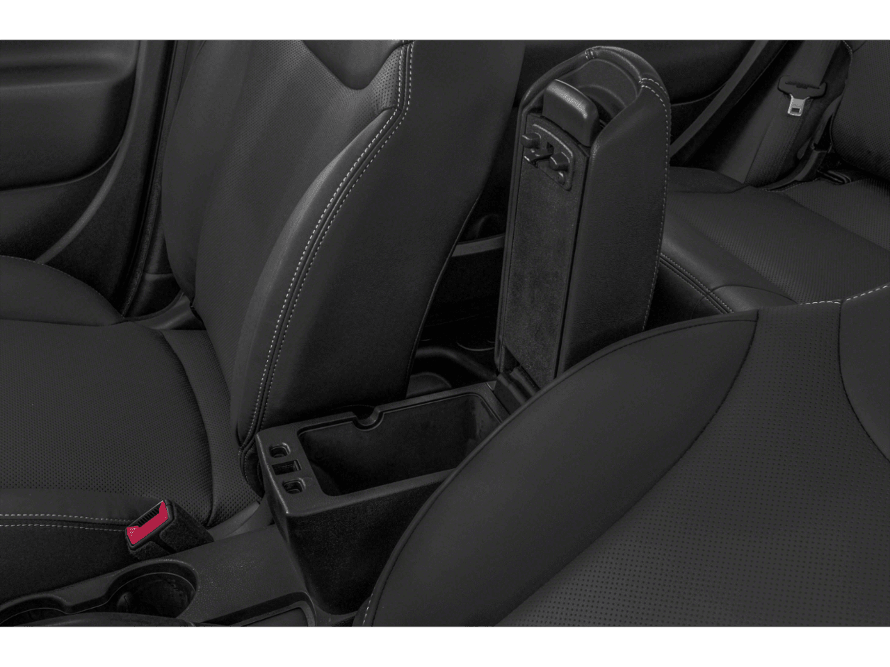 2018 FIAT 500L Pop - Interior Center Storage Console