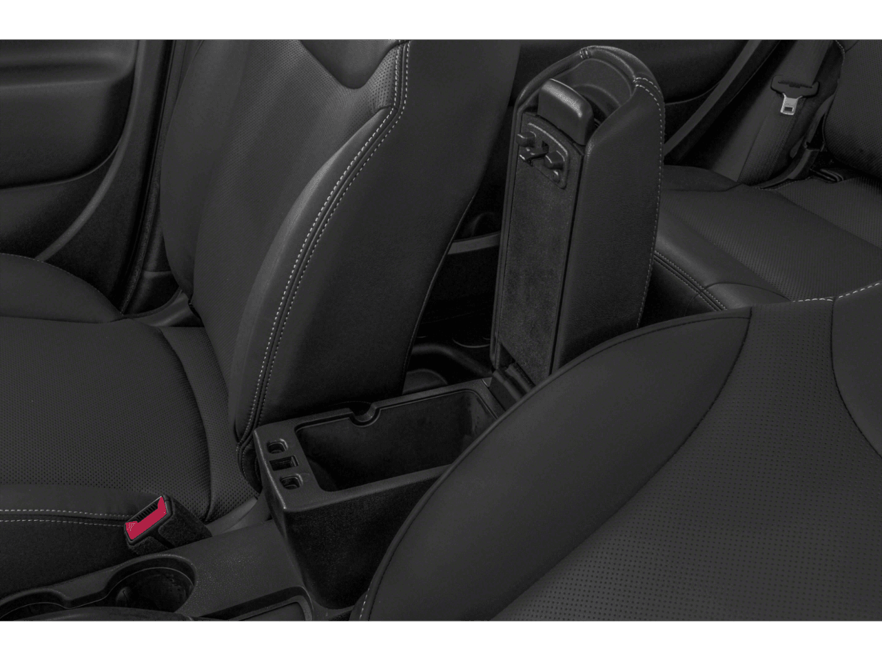 2018 FIAT 500L Trekking - Interior Center Storage Console