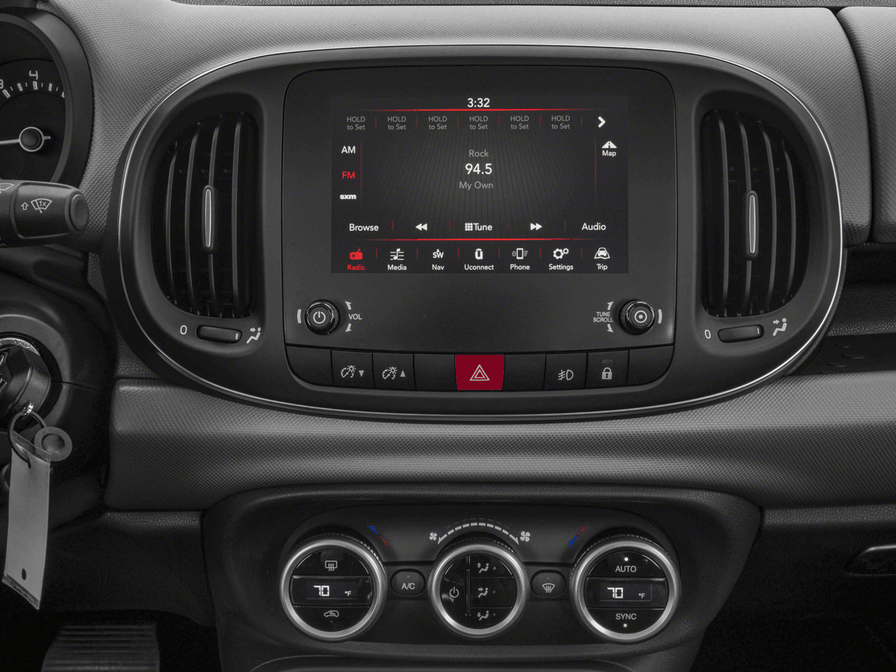 2018 FIAT 500L Trekking - Interior Stereo System