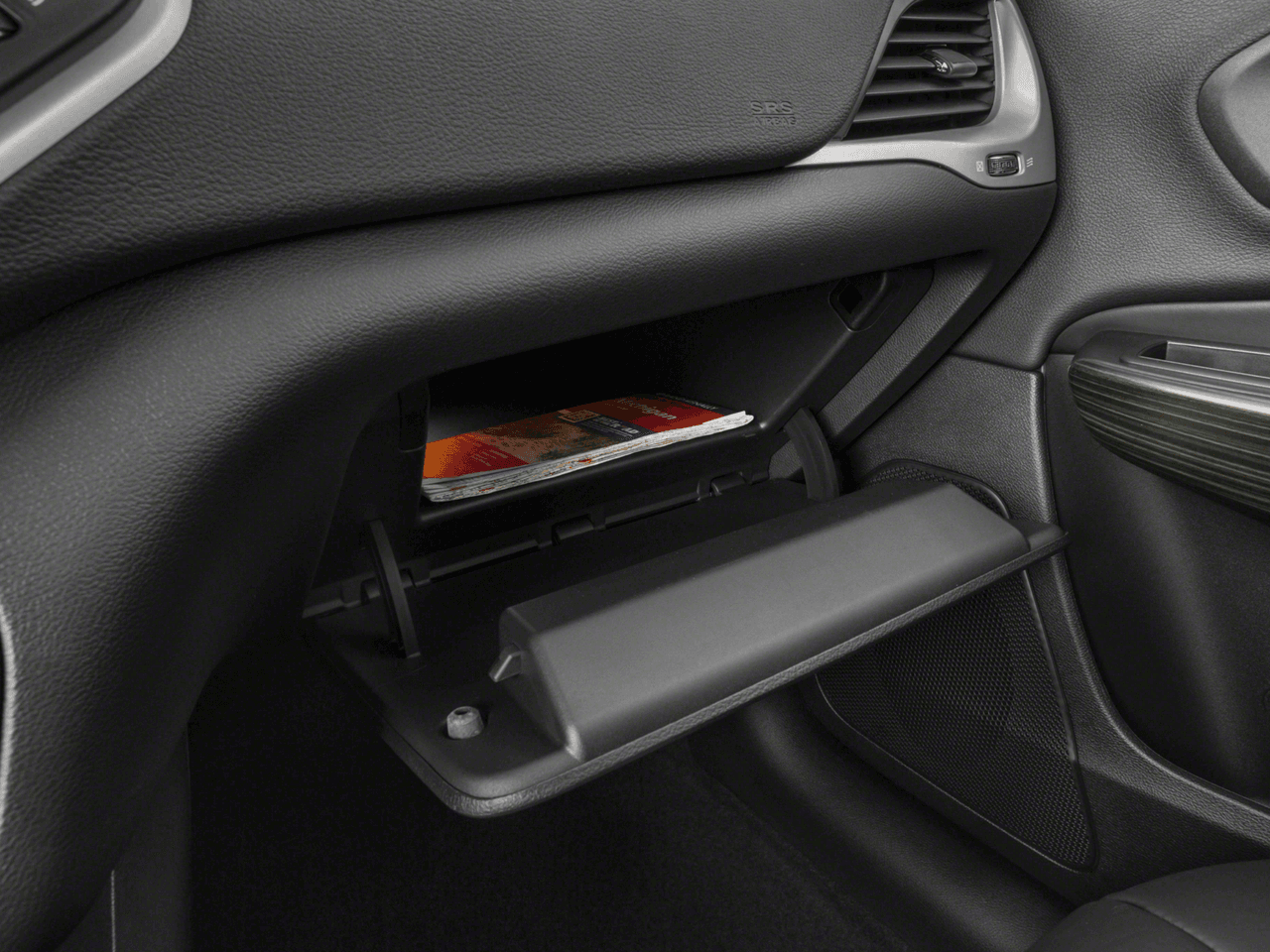 2018 Jeep Cherokee Trailhawk - Interior Glove Box