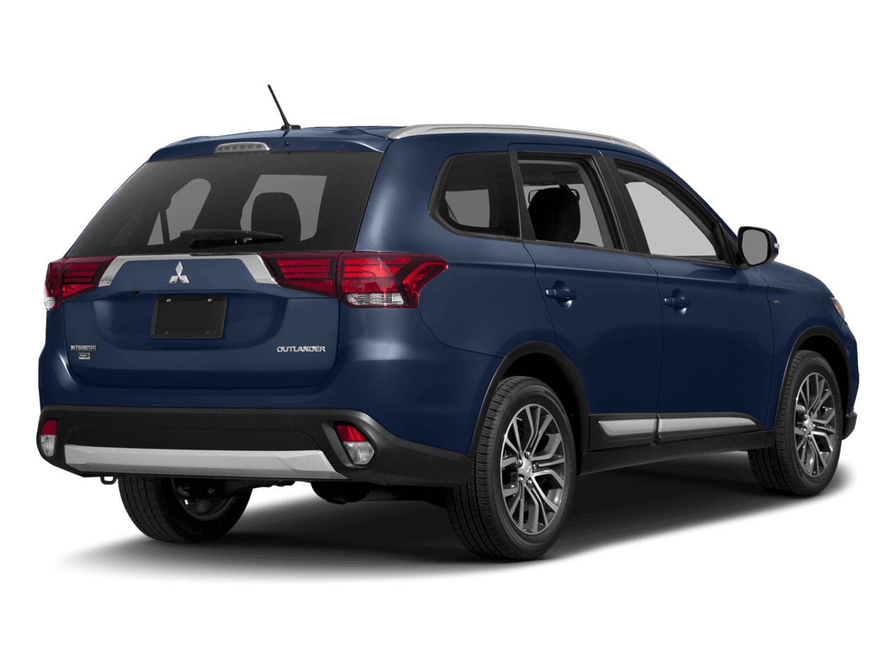 2018 Mitsubishi Outlander SE - Rear 3/4, facing to the right