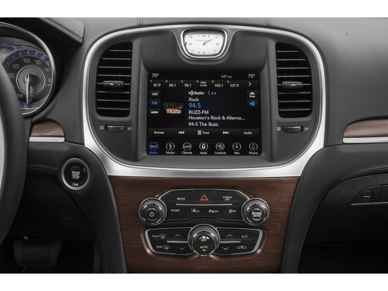 2018 Chrysler 300 300C - Interior Stereo System