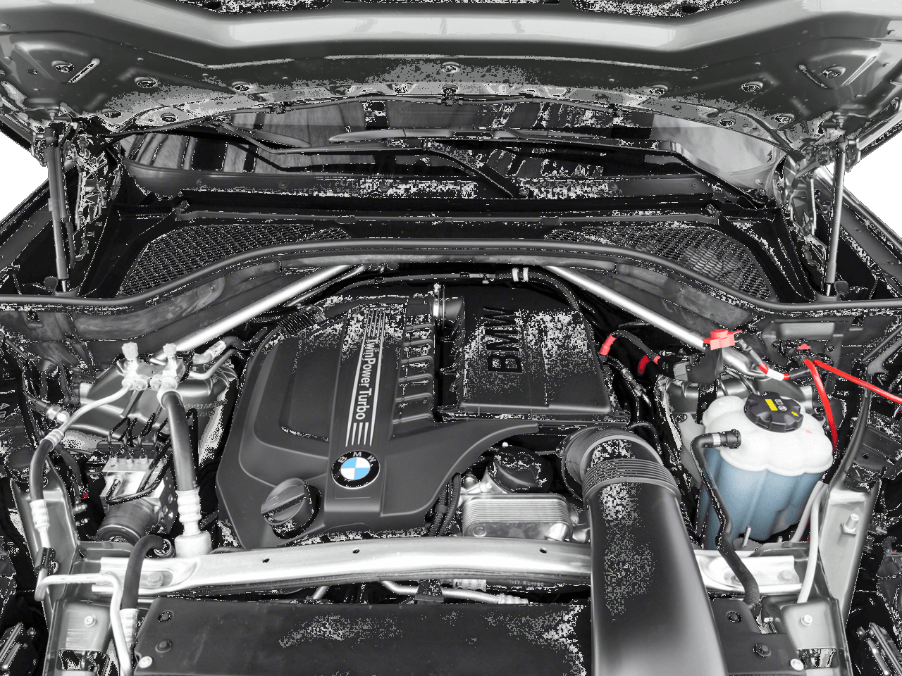 2018 BMW X5 xDrive35d - Interior Engine Shot Feature