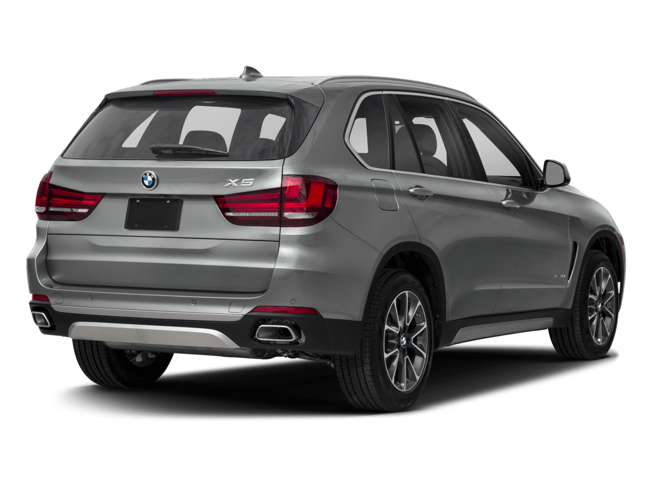 2018 BMW X5 sDrive35i - Rear 3/4, facing to the right
