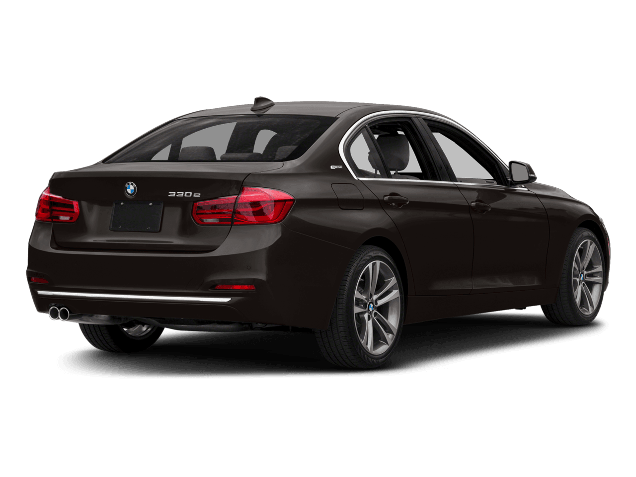 2018 BMW 3 Series 330e iPerformance - Rear 3/4, facing to the right