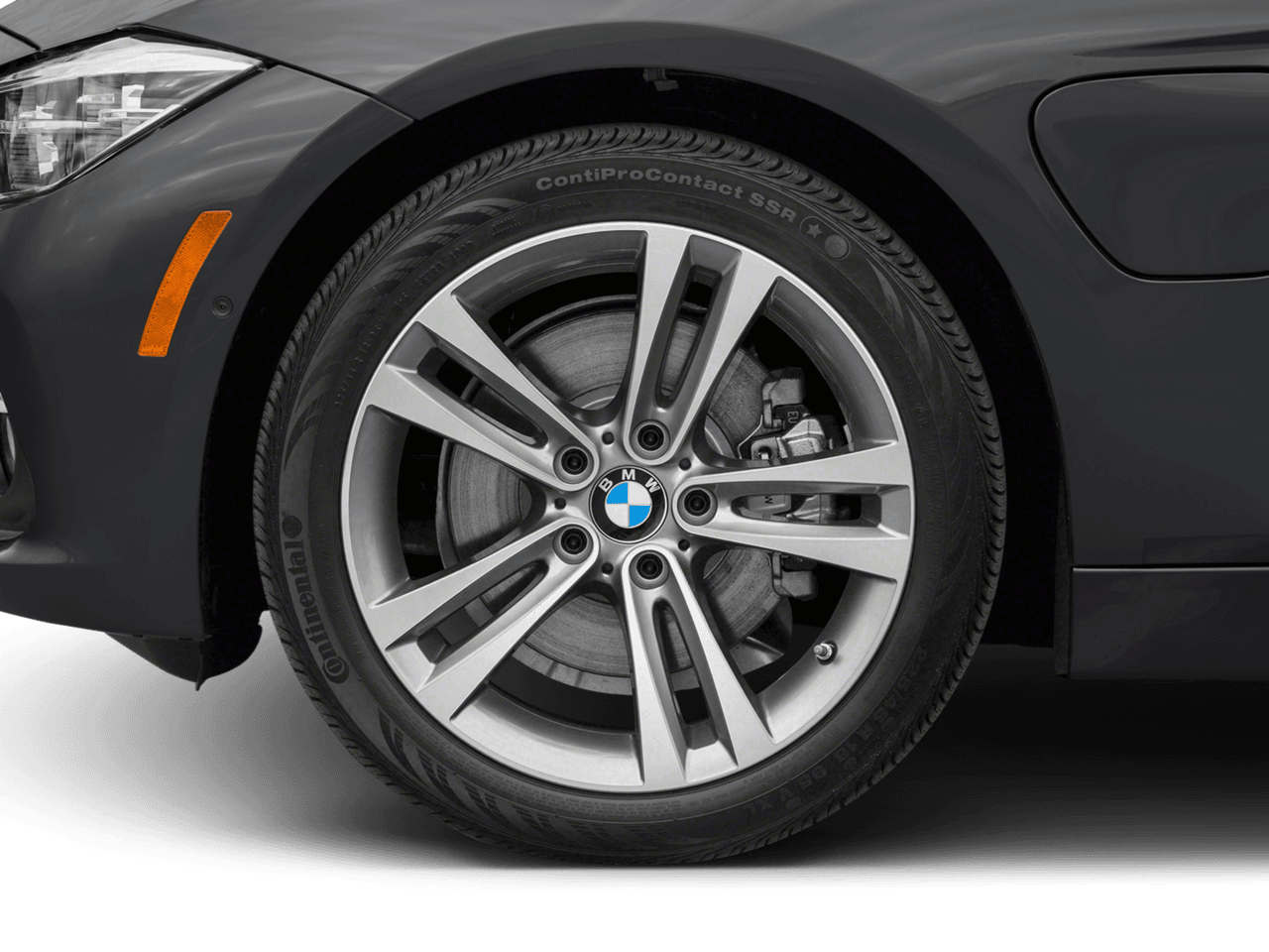 2018 BMW 3 Series 330e iPerformance - Interior Wheel