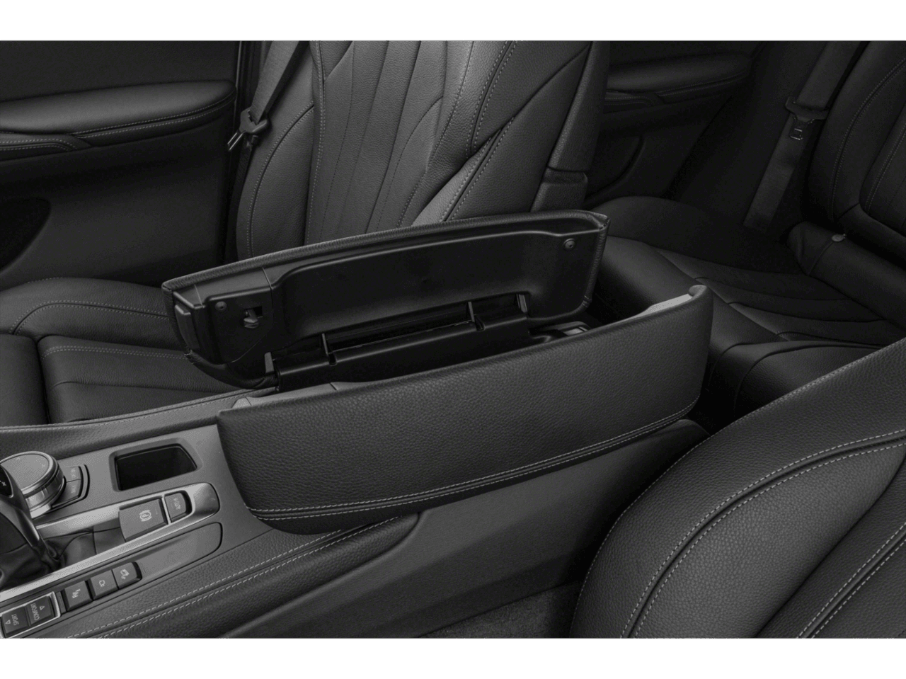 2018 BMW X6 xDrive35i - Interior Center Storage Console