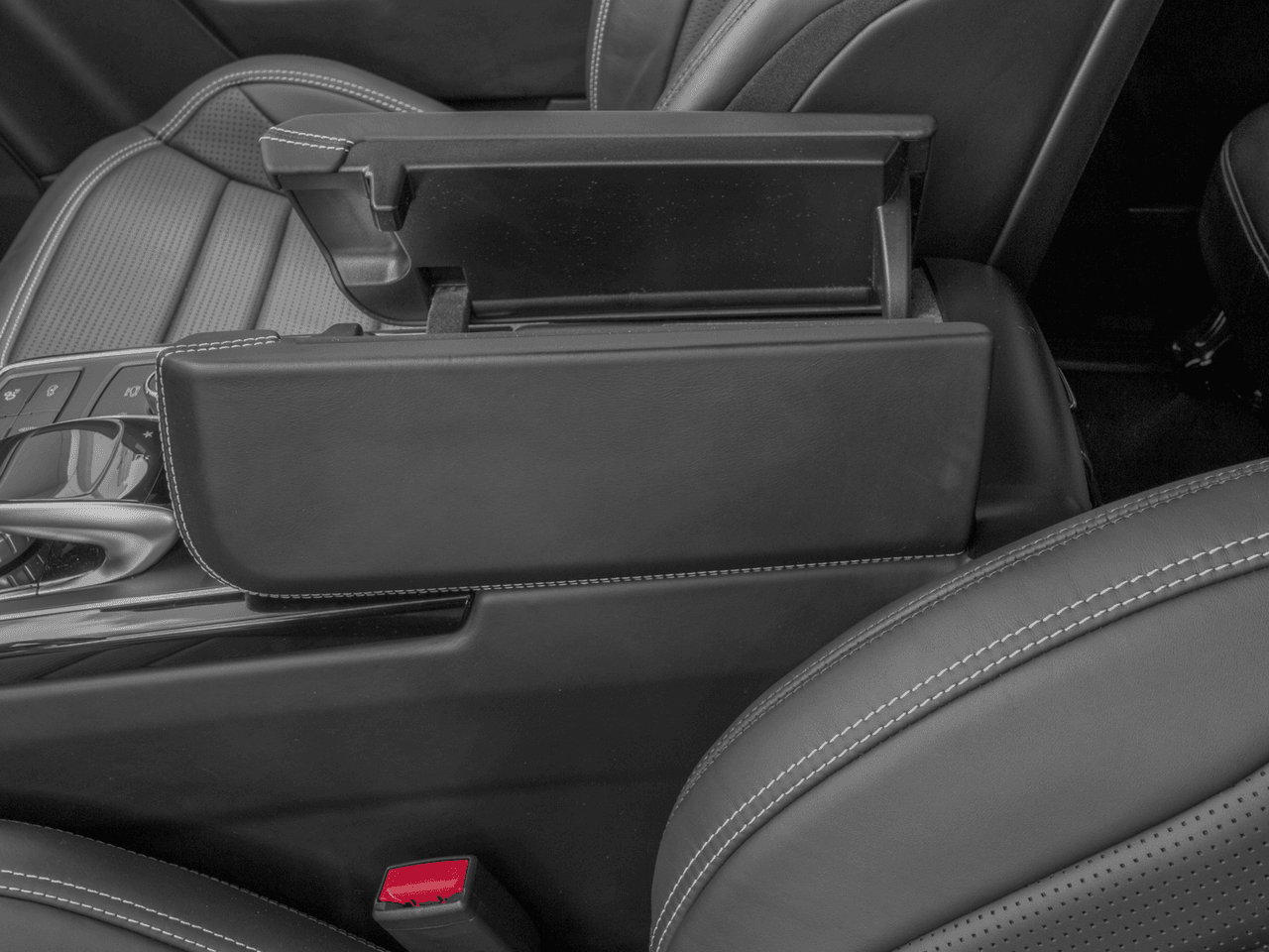 2018 Mercedes-Benz GLE AMG GLE 63 S - Interior Center Storage Console