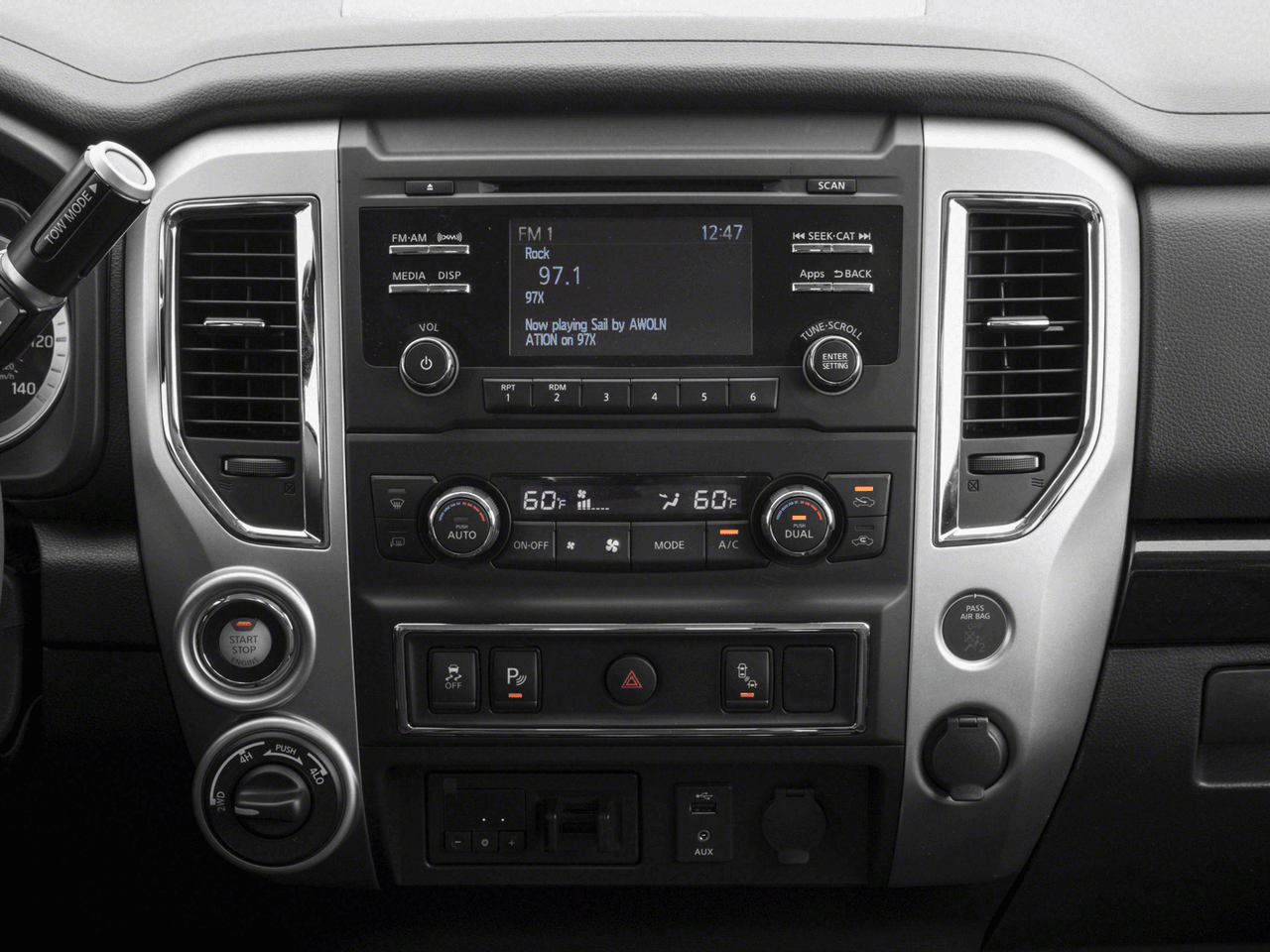 2018 Nissan Titan XD S - Interior Stereo System