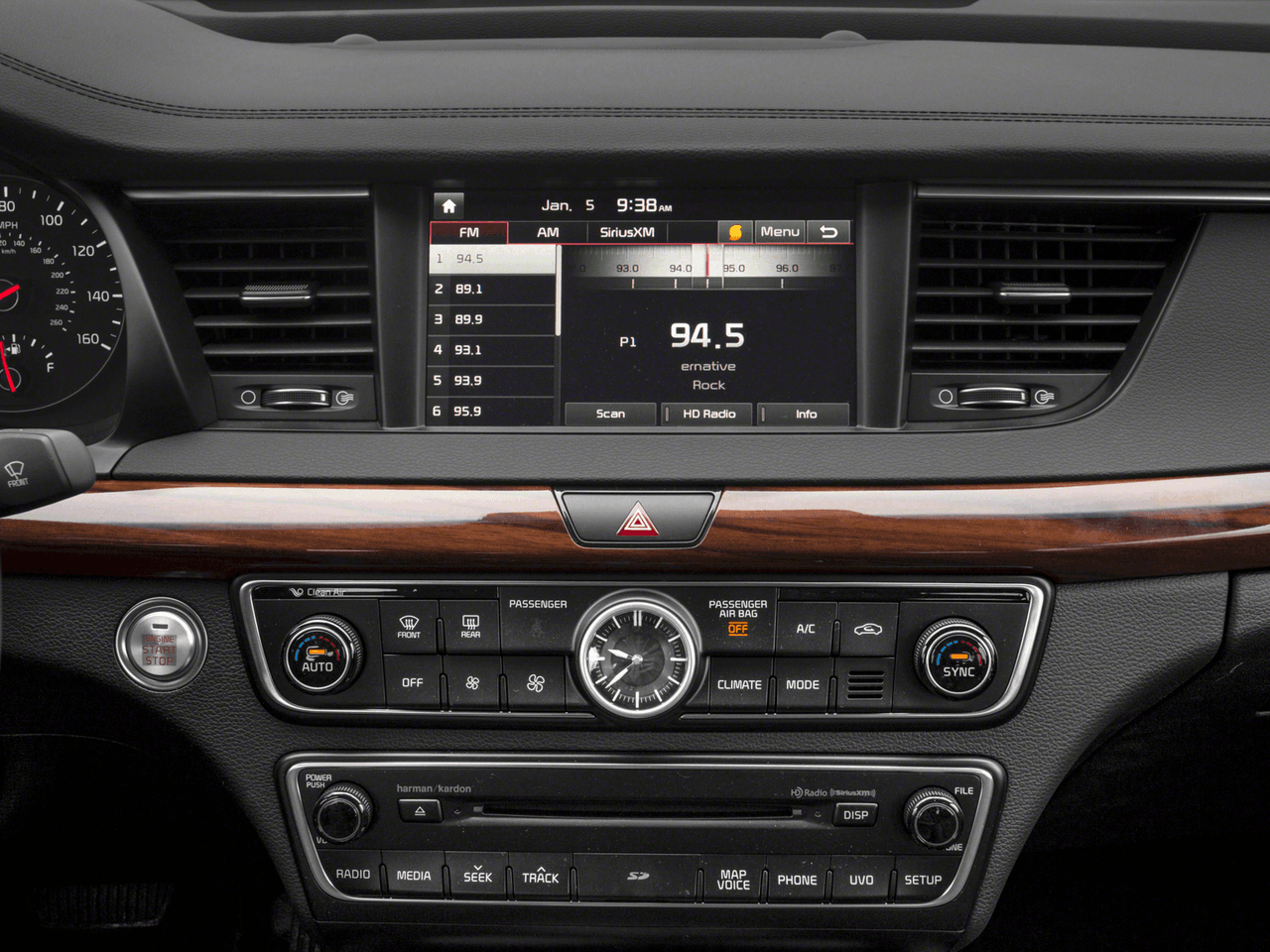 2018 Kia Cadenza Premium - Interior Stereo System