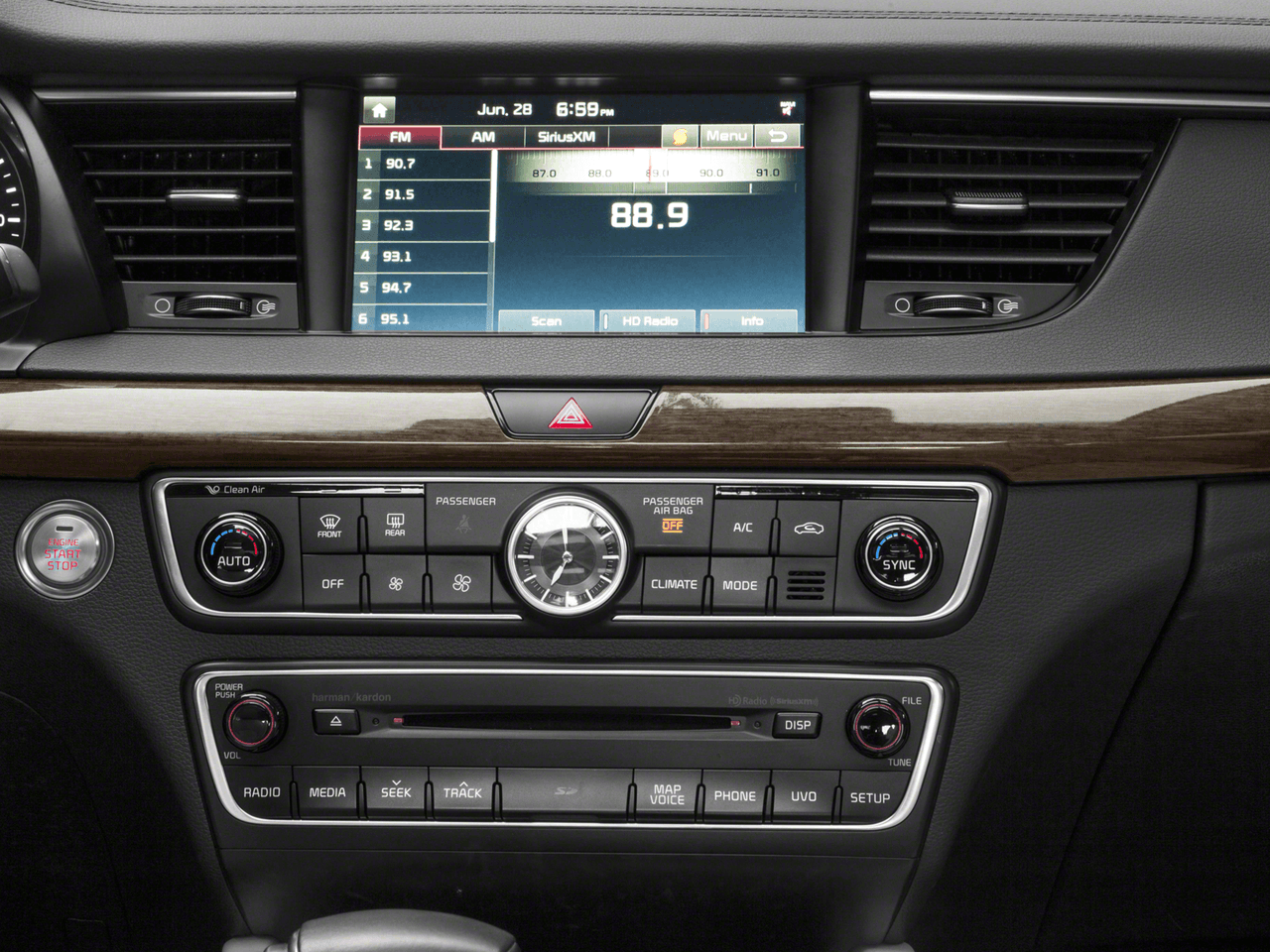 2018 Kia Cadenza Limited - Interior Stereo System
